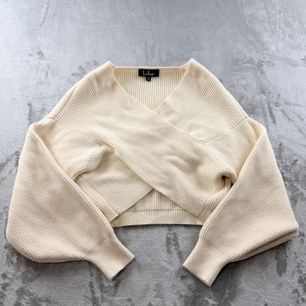 Lulus Women's Medium Cream Ribbed Knit Surplice Cropped Sweater Crossover V-Neck